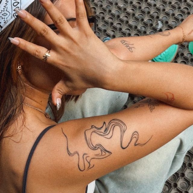 flash tats are officially VERVE tested + approved.
your turn Friday. ink’s on our tab 🖊️

9.18 from 5-10pm. RSVP with link in bio.
